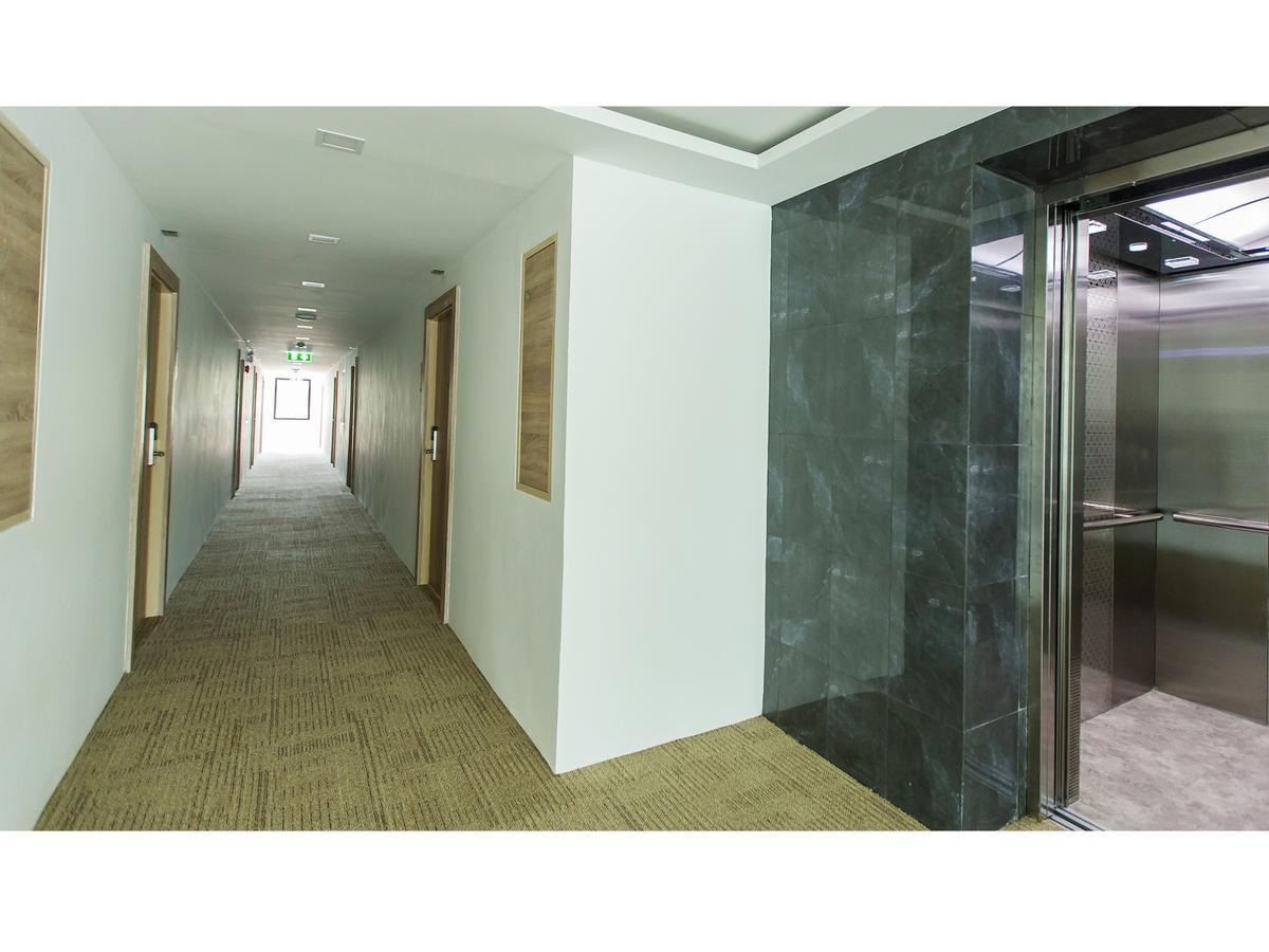 B2 Ubon Premier Hotel أوبونراتْشاتاني المظهر الخارجي الصورة
